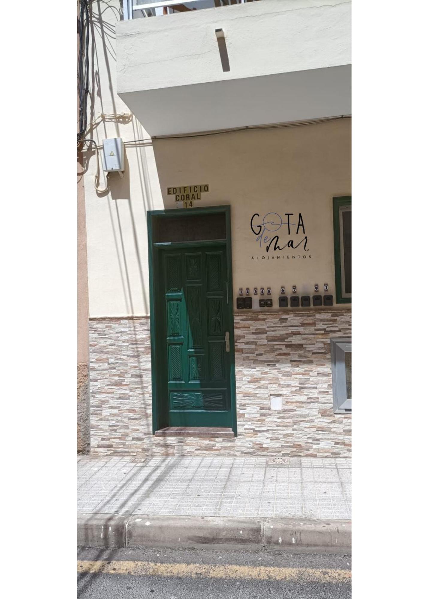 Gota De Mar Hostel Los Abrigos Exterior foto